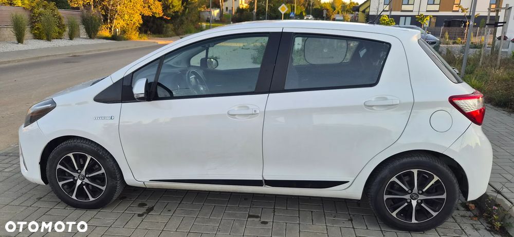 Toyota Yaris - 5