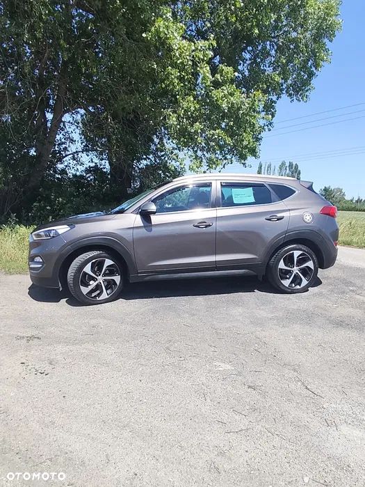 Hyundai Tucson 1.7 CRDI BlueDrive Style 2WD - 3