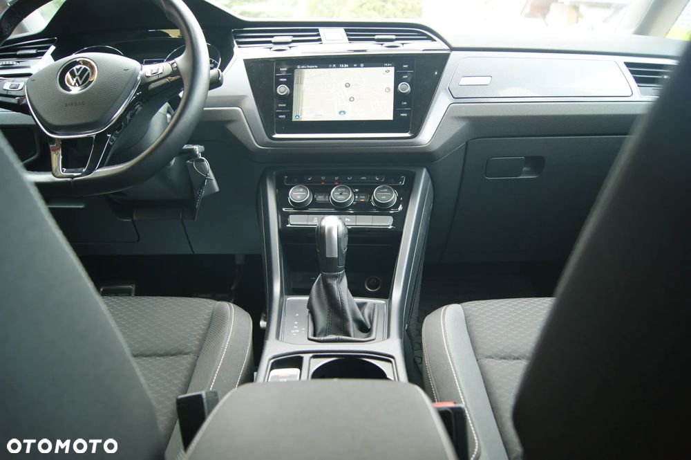 Volkswagen Touran 2.0 TDI SCR DSG ACTIVE - 37