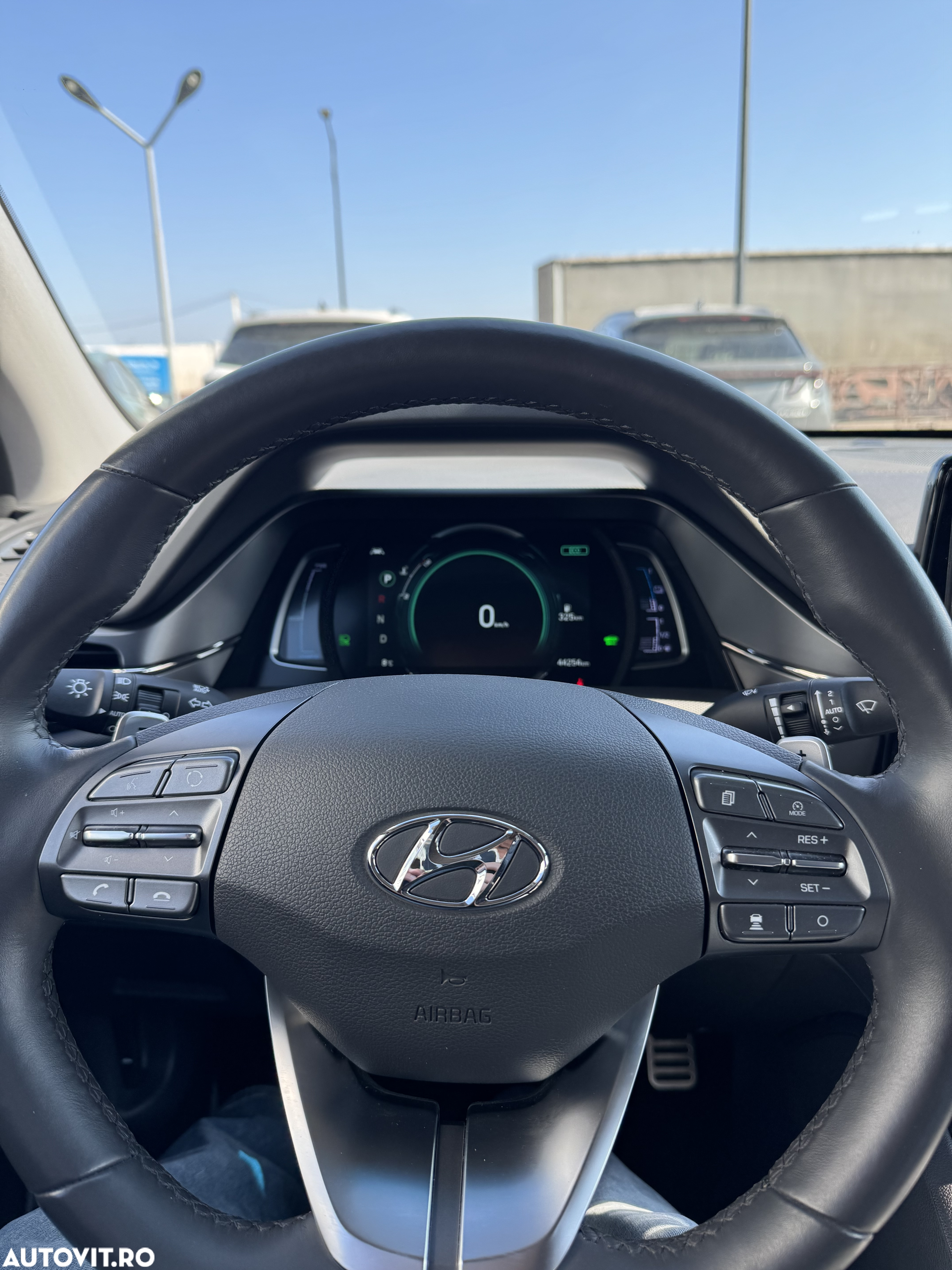 Hyundai IONIQ Plug-In Hybrid 1.6 141CP Exclusive - 23