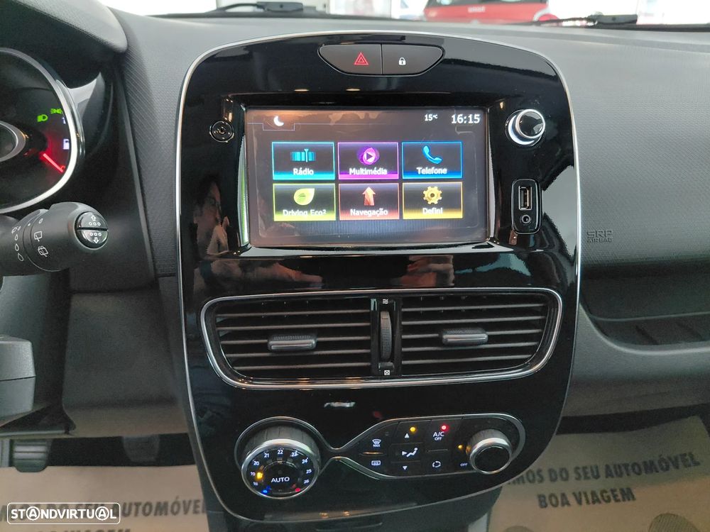 Renault Clio 1.2 16V 75 LIMITED - 17