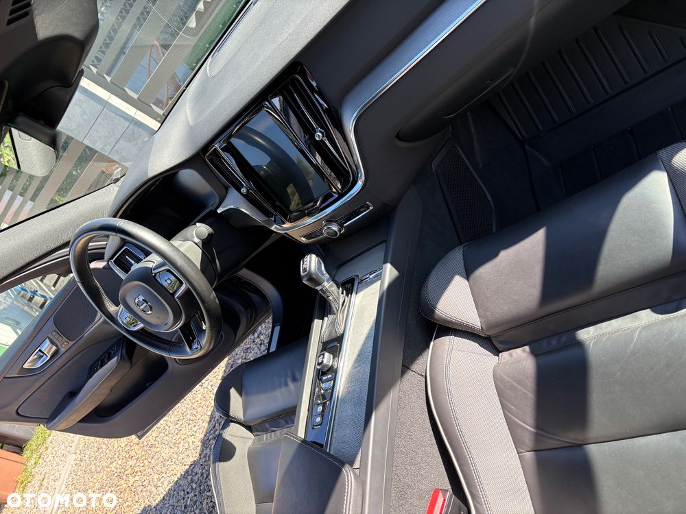 Volvo S60 T4 R-Design - 11
