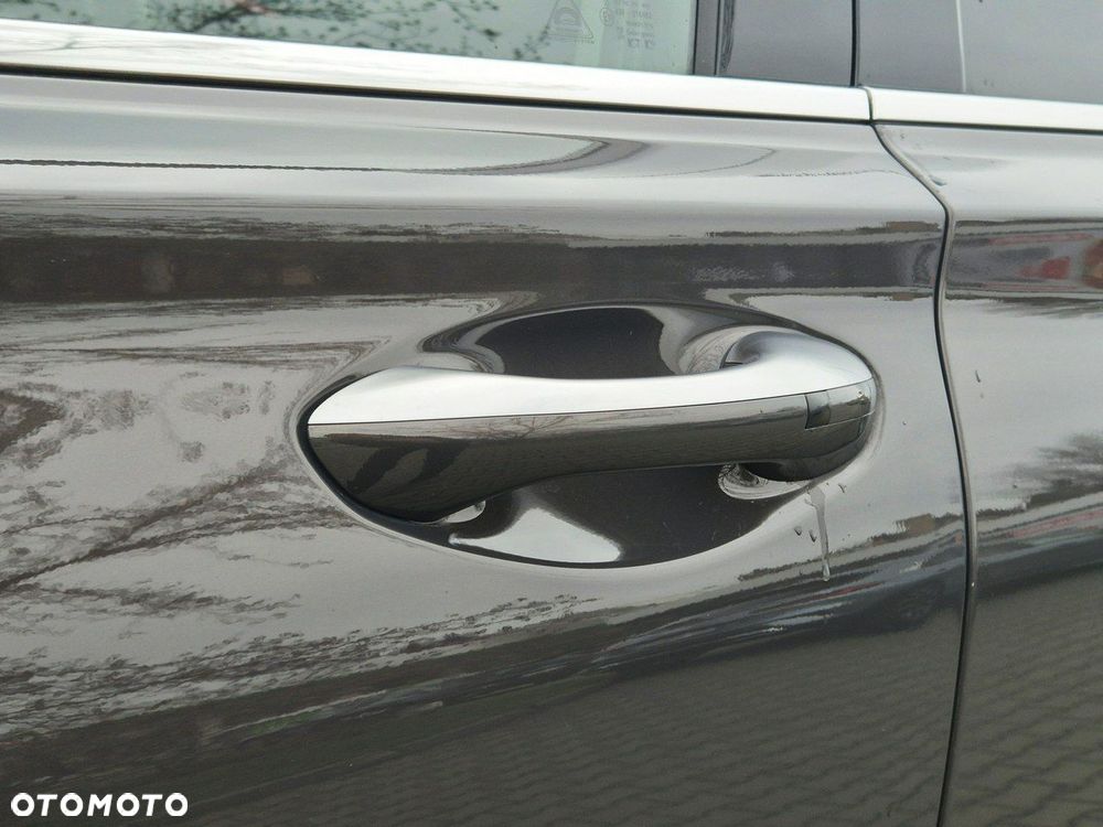 Hyundai Santa Fe - 25