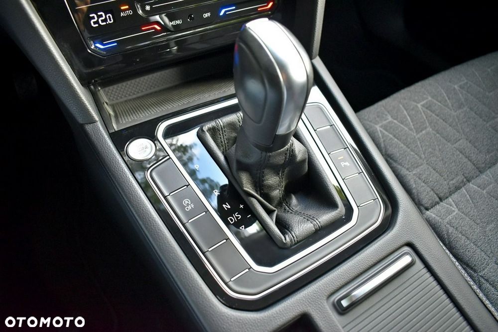 Volkswagen Passat Variant 2.0 TDI EVO Business DSG - 27