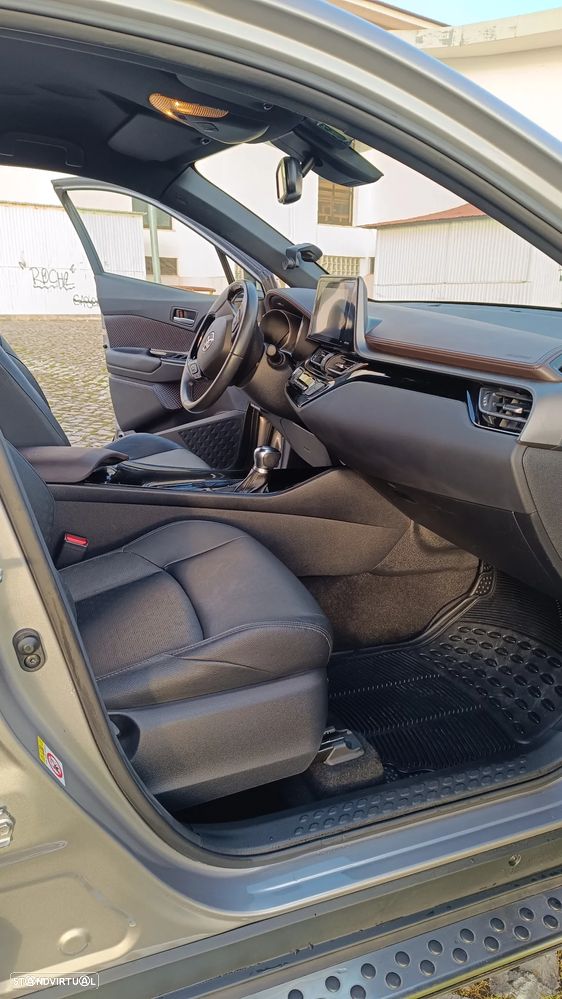 Toyota C-HR 1.8 Hybrid Exclusive+P.Luxury - 10
