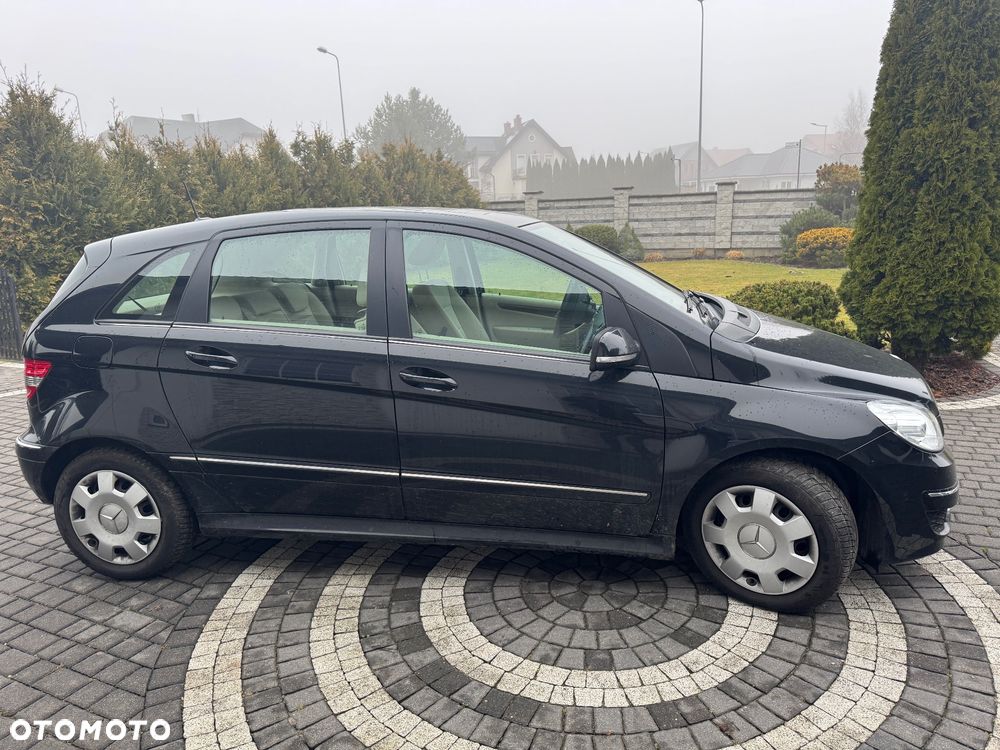 Mercedes-Benz Klasa B 180 CDI DPF Autotronic Special Edition - 10