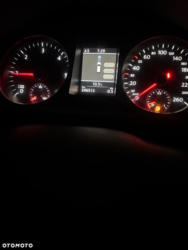 Volkswagen Passat 2.0 Blue TDI SCR Highline - 22