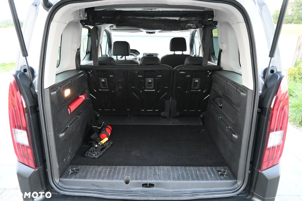 Peugeot Rifter - 21