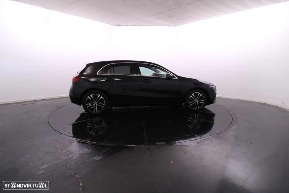 Mercedes-Benz A 200 d - 10