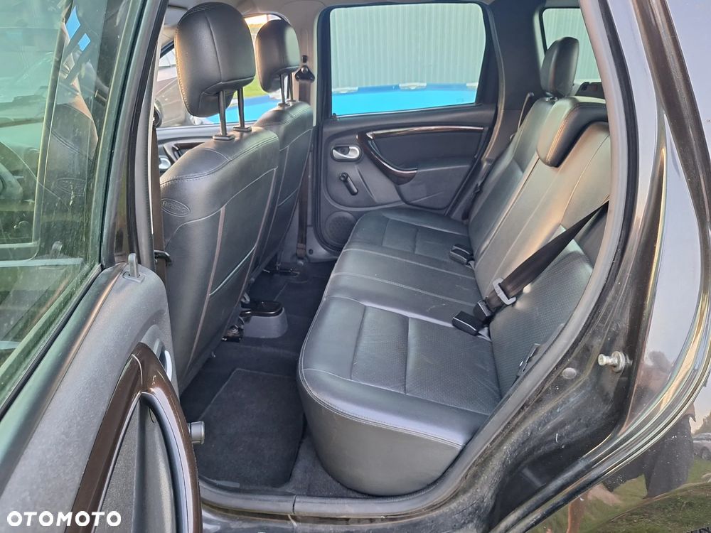 Dacia Duster 1.6 16V 4x2 Prestige - 9