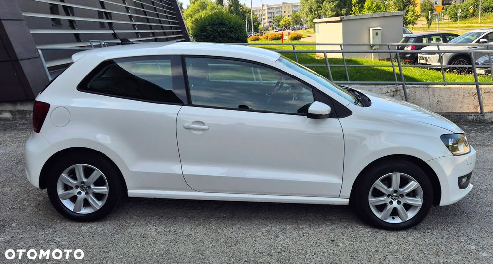 Volkswagen Polo 1.4 16V Highline - 9