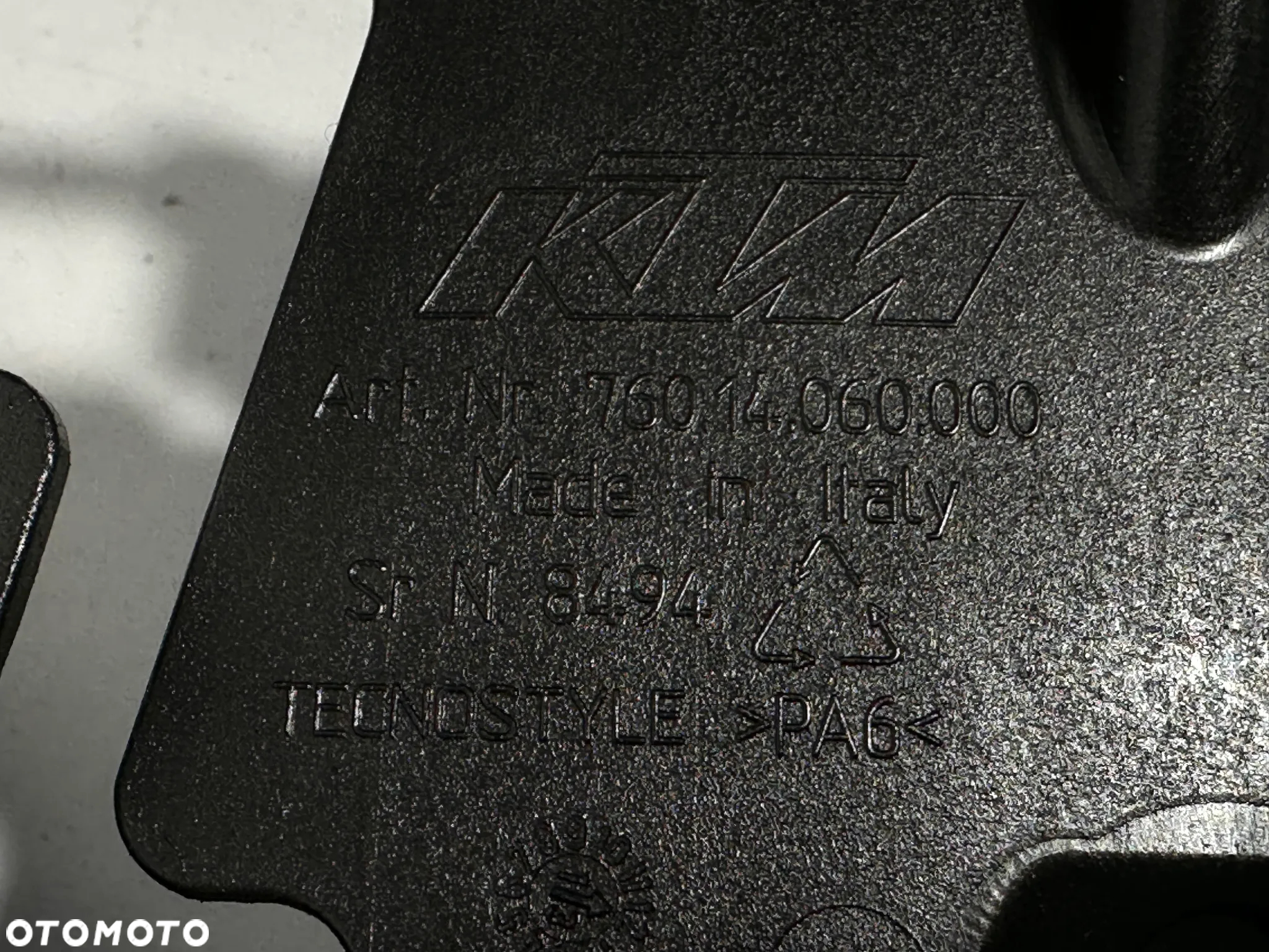 Stelaż mocowanie czaszy  KTM Duke 690   12-15R - 4