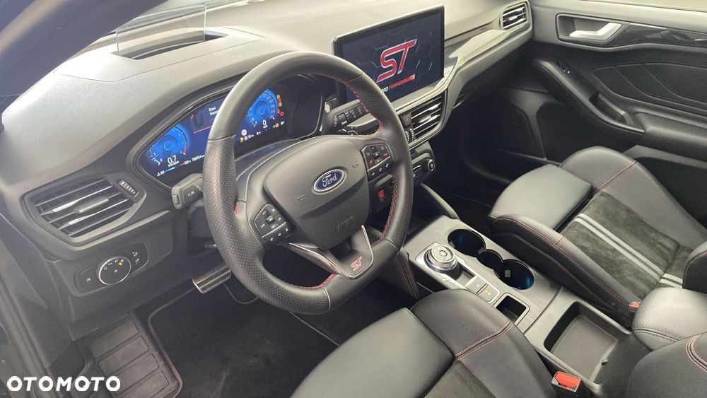 Ford Focus 2.3 EcoBoost ST X - 10