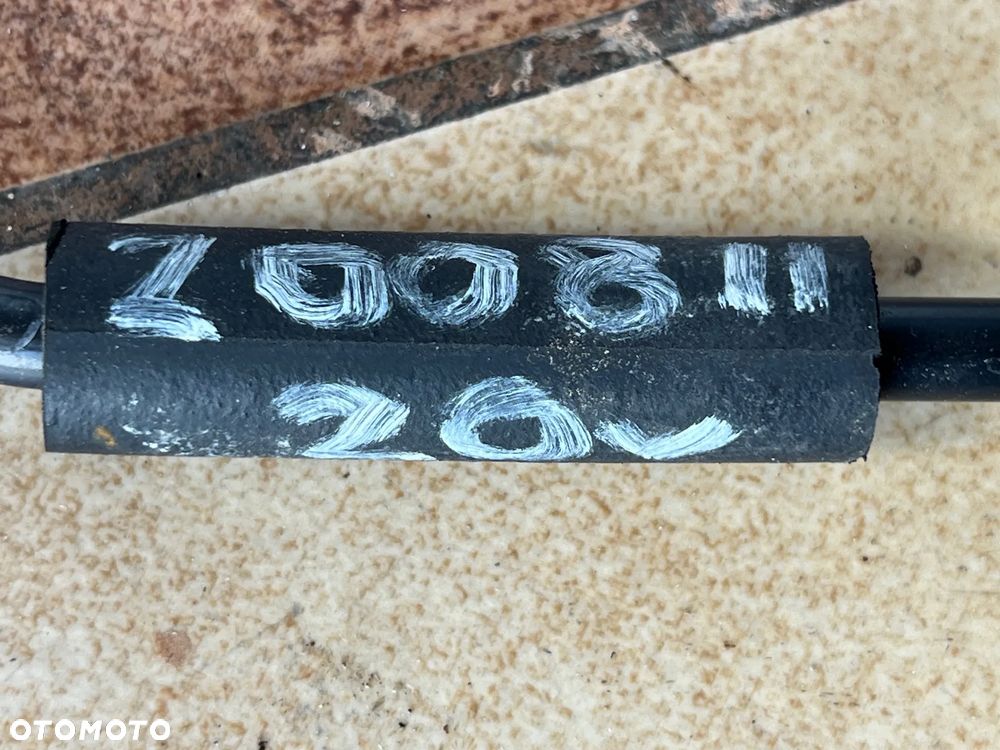 PODPÓRKA MASKI PEUGEOT 2008 II - 3