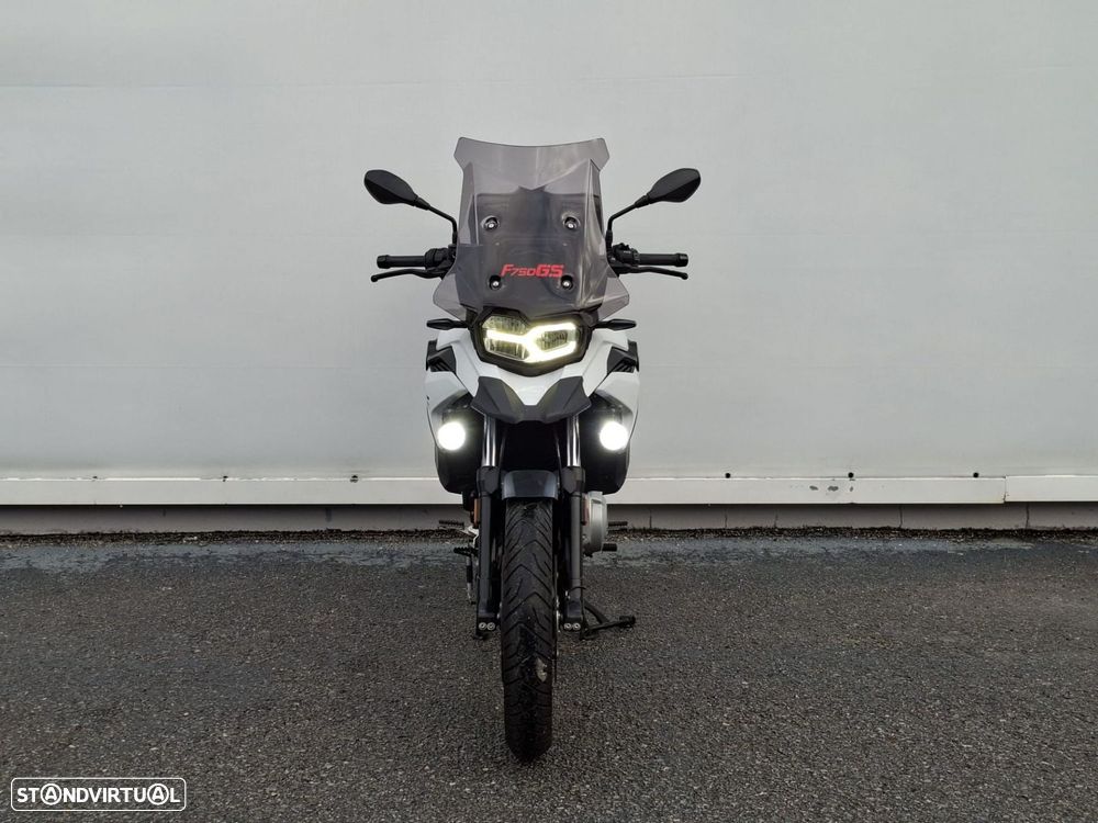 BMW F 750 GS light-white - 4