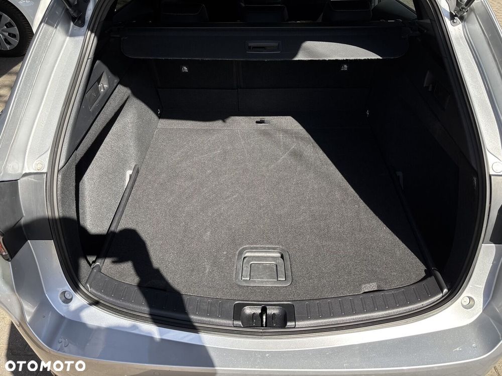 Toyota Corolla 1.8 Hybrid GPF Comfort - 13