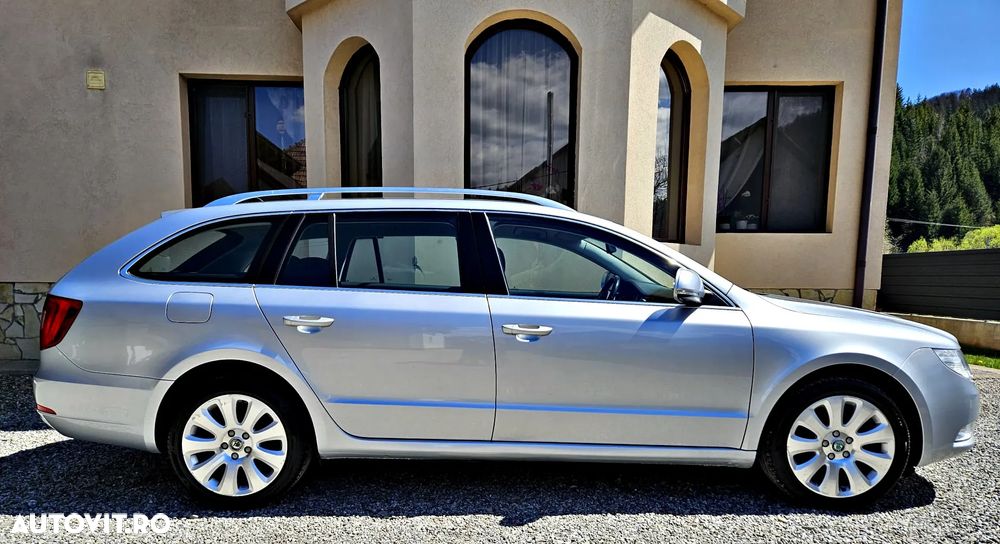 Skoda Superb 2.0 TDI Elegance - 9