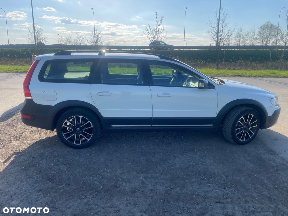 Volvo XC 70 D4 AWD Dynamic Momentum EU6 - 25