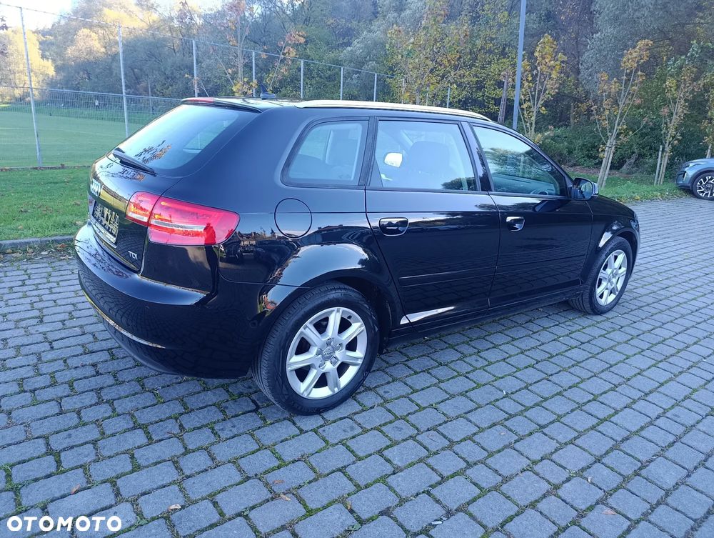 Audi A3 Sportback 1.6 TDI Attraction - 7