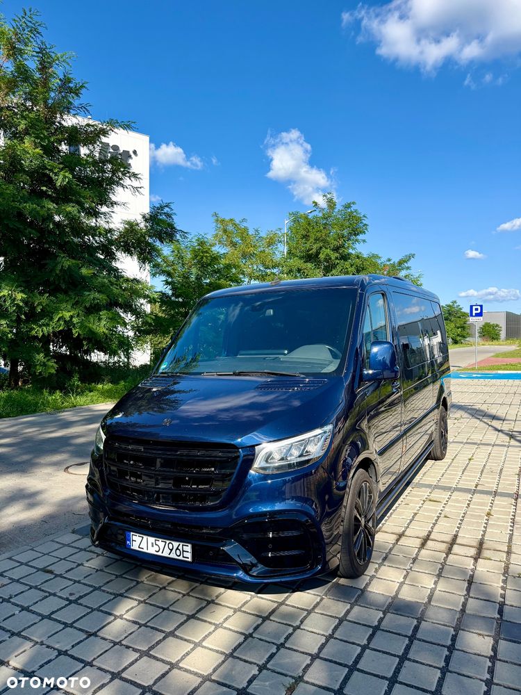 Mercedes-Benz Sprinter - 11