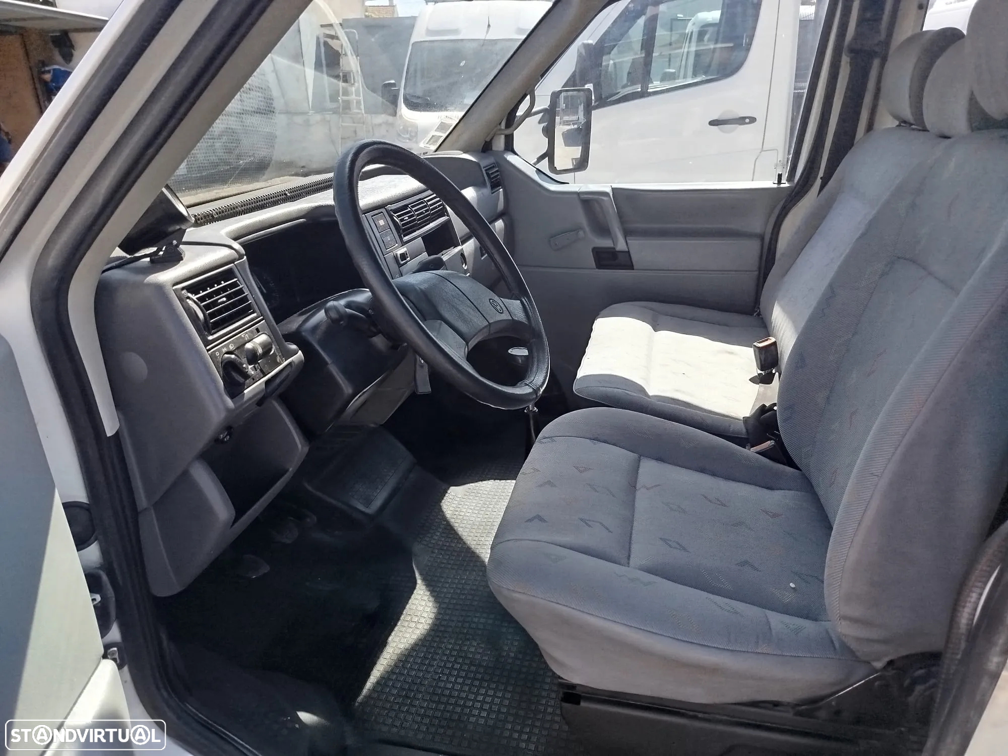 VW TRANSPORTER 2.4 CAB DUPLA - 14