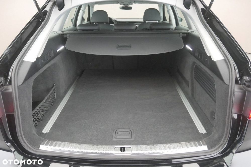 Audi A6 Avant - 16