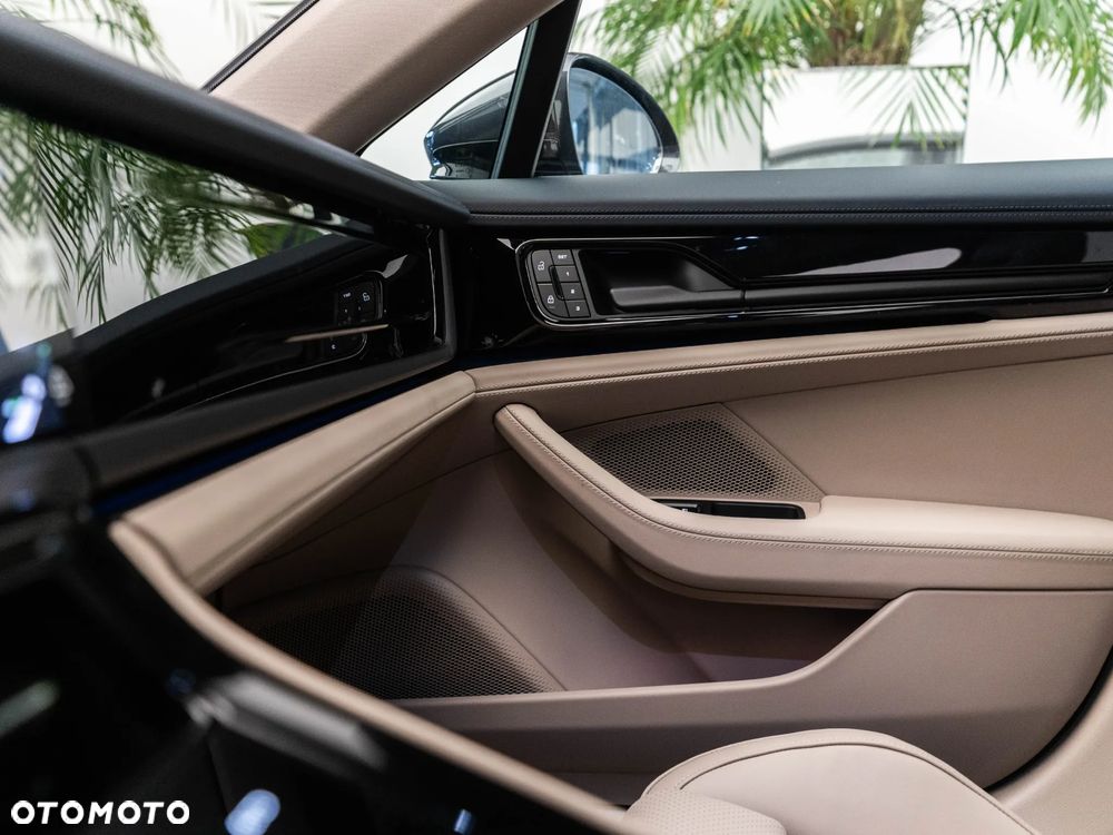 Porsche Panamera 4S E-Hybrid - 27