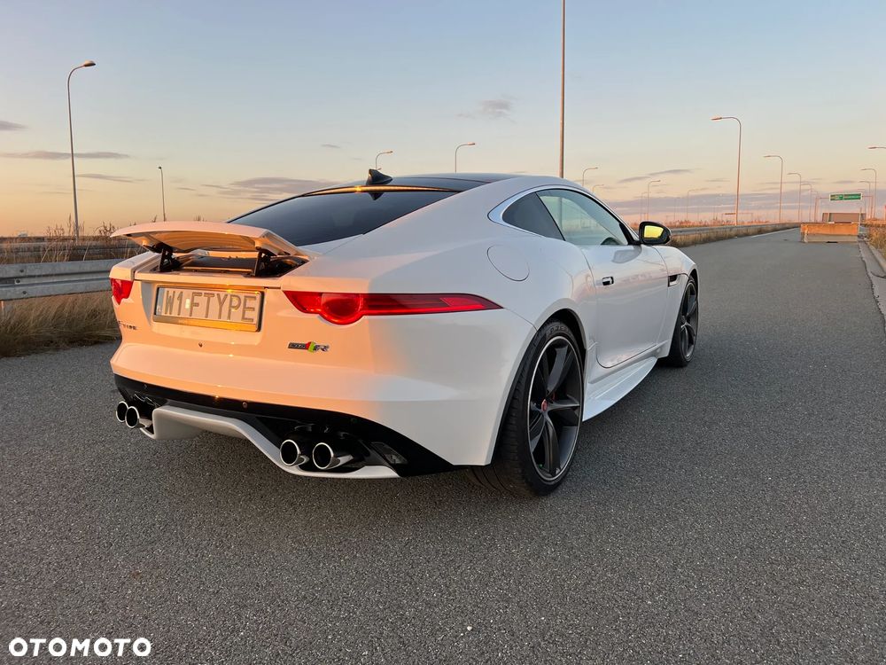 Jaguar F-Type R Coupe AWD - 4