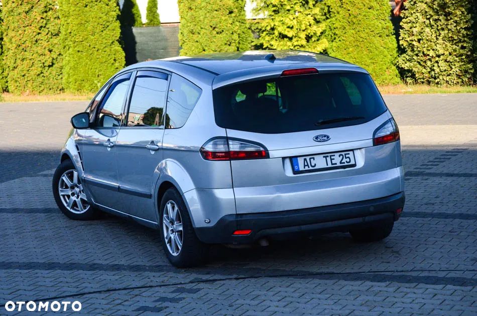 Ford S-Max 2.0 TDCi Ambiente - 17