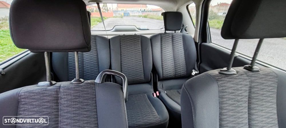 Renault Scénic 1.5 dCi Dynamique S - 15