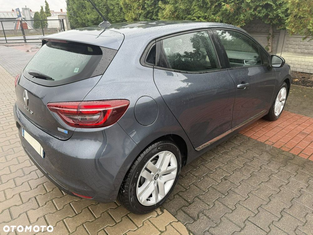 Renault Clio - 6