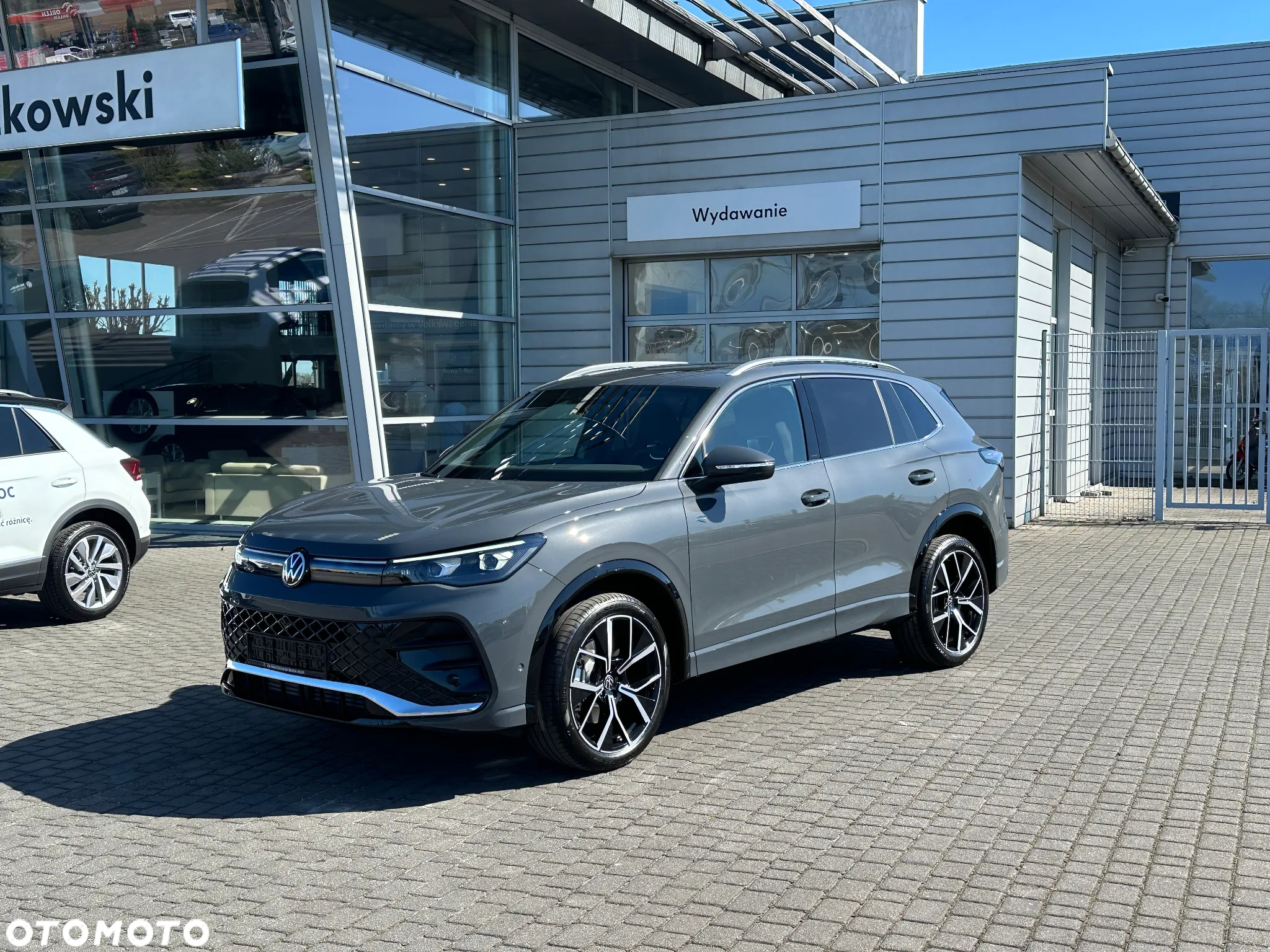 Volkswagen Tiguan 2.0 TSI 4Mot R-Line Plus DSG - 8
