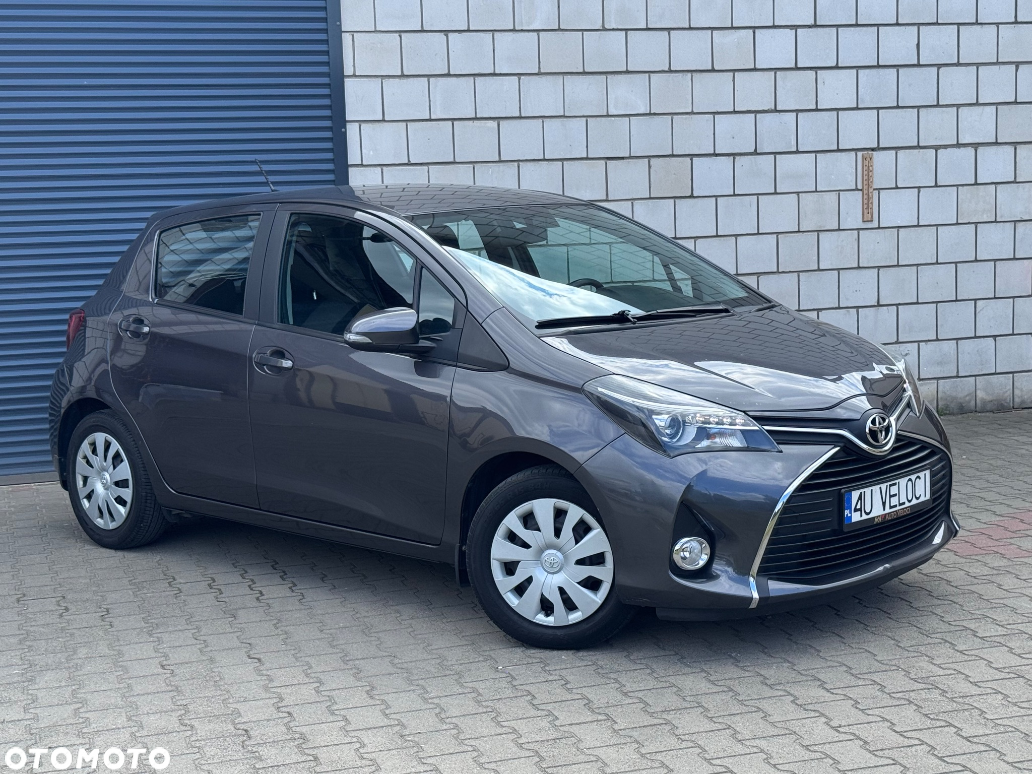 Toyota Yaris 1.0 Premium - 20