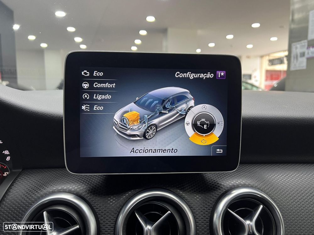 Mercedes-Benz A 180 d AMG Line - 30