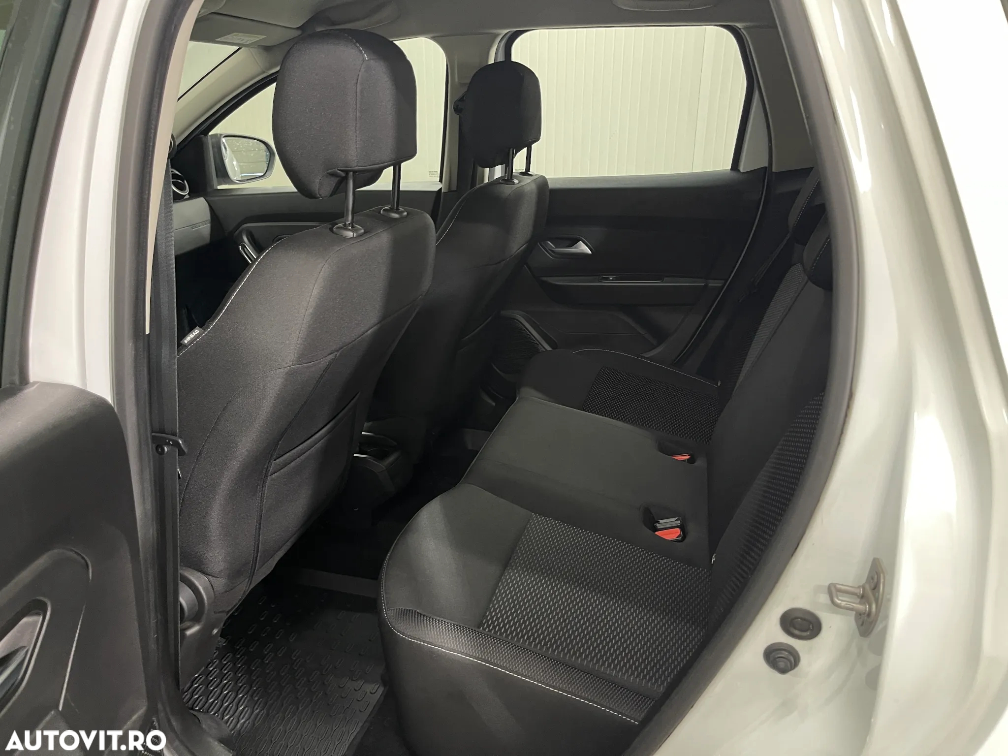 Dacia Duster 1.5 Blue dCi 4WD Comfort - 10