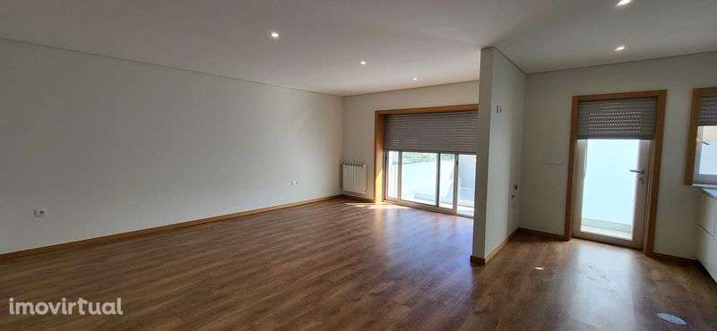 Apartamento t2 à venda na Rua 16 Espinho. - Grande imagem: 4/6