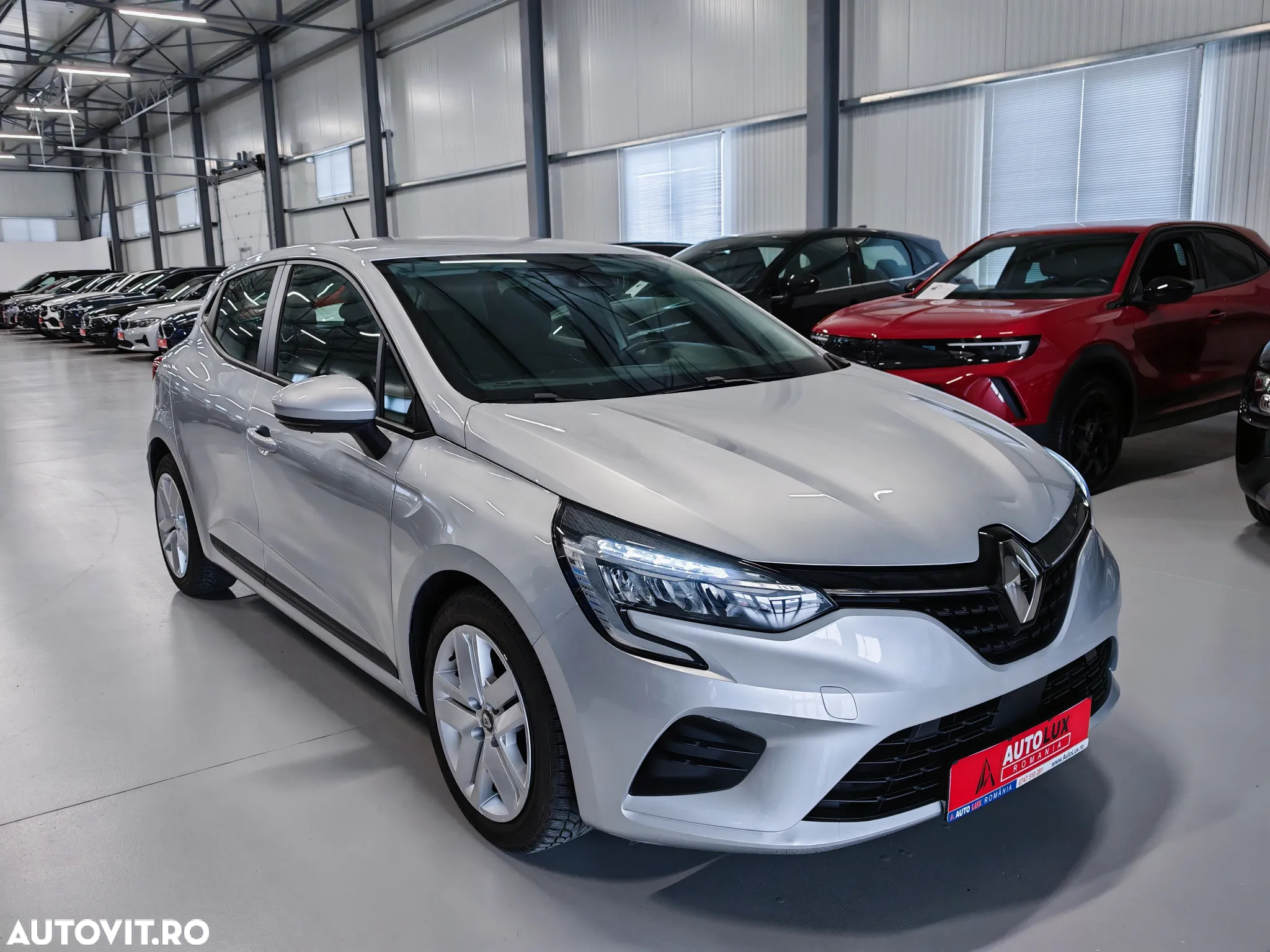 Renault Clio TCe 90 CVT TECHNO - 2