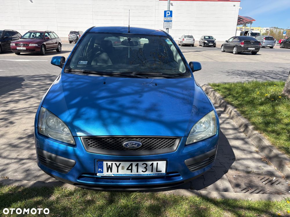 Ford Focus 1.6 16V Ambiente - 6