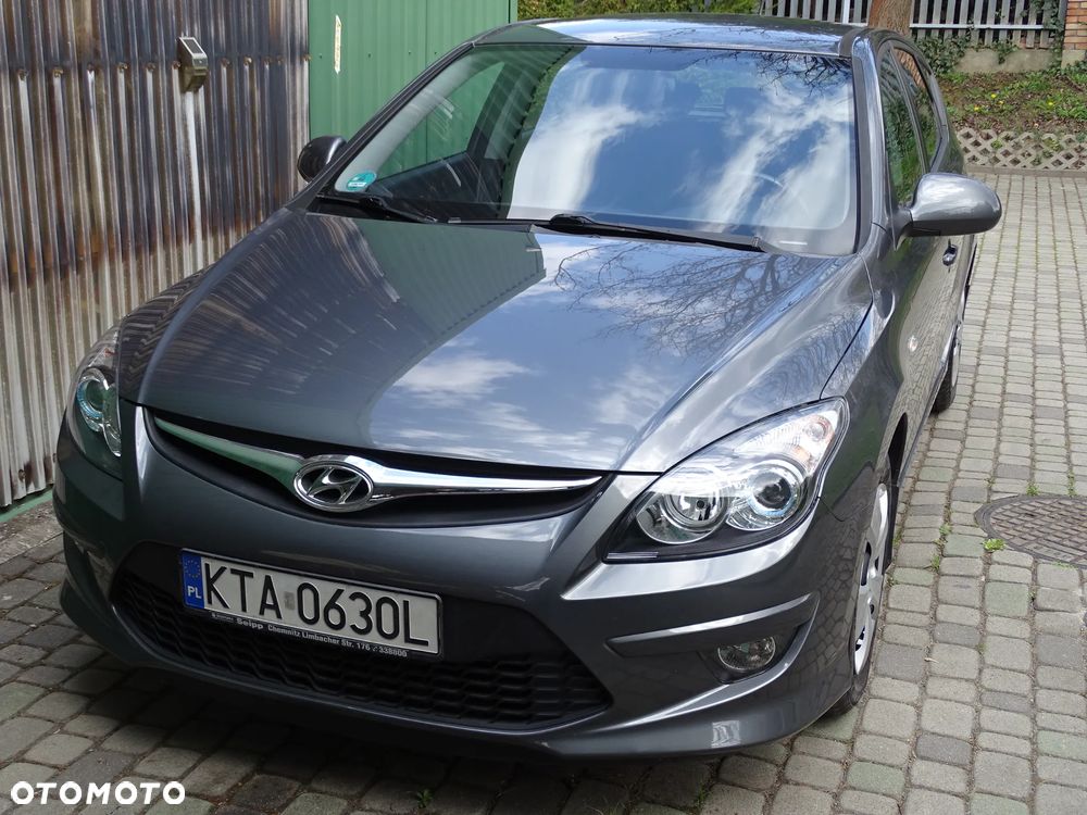 Hyundai i30 1.4 Classic + - 26