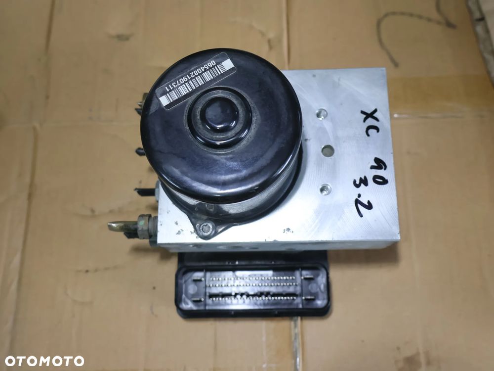 VOLVO XC90 I LIFT XC70 3.2 2.4 d5 POMPA MODUŁ STEROWNIK ABS EUR 30793447 06-14 - 1