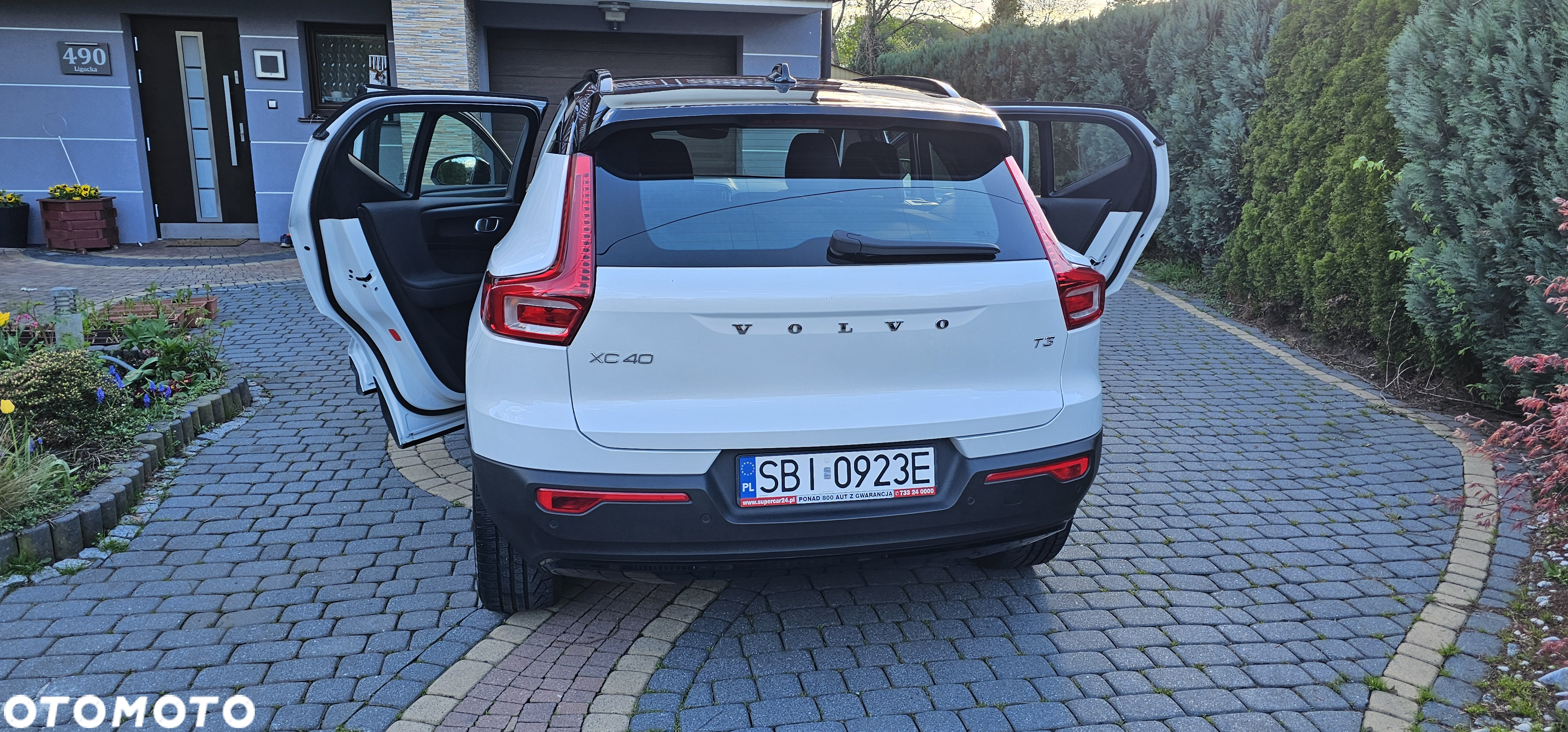 Volvo XC 40 T3 R-Design - 24