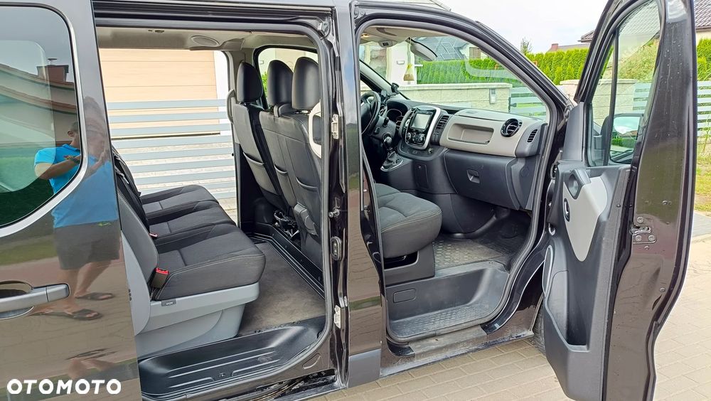 Renault Trafic Grand 1.6 dCi - 9