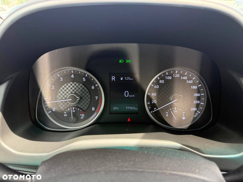 Hyundai Elantra 1.6 Comfort - 25