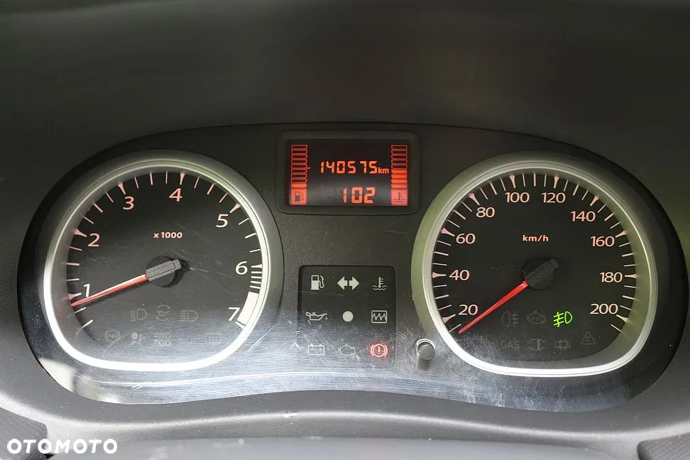 Dacia Duster 1.6 16V 4x4 Prestige - 27