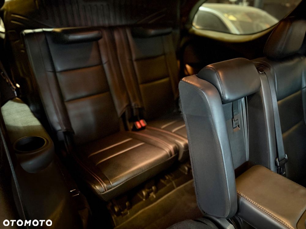 Dodge Durango 5.7 HEMI - 38