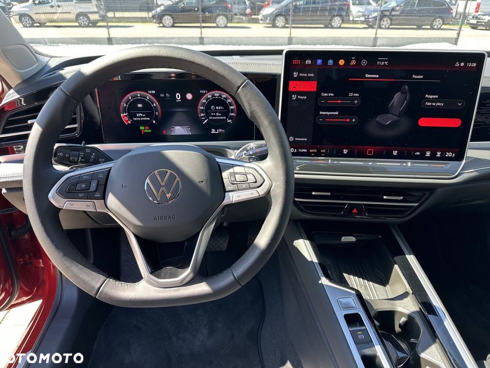 Volkswagen Passat - 14