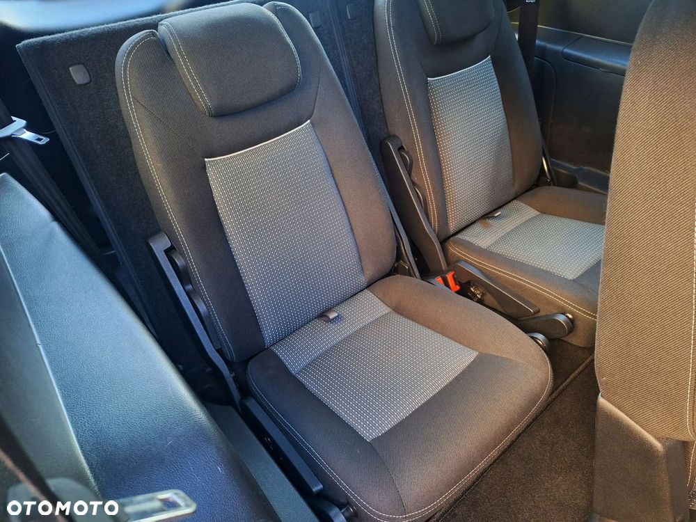 Ford S-Max 2.0 TDCi DPF Titanium - 17
