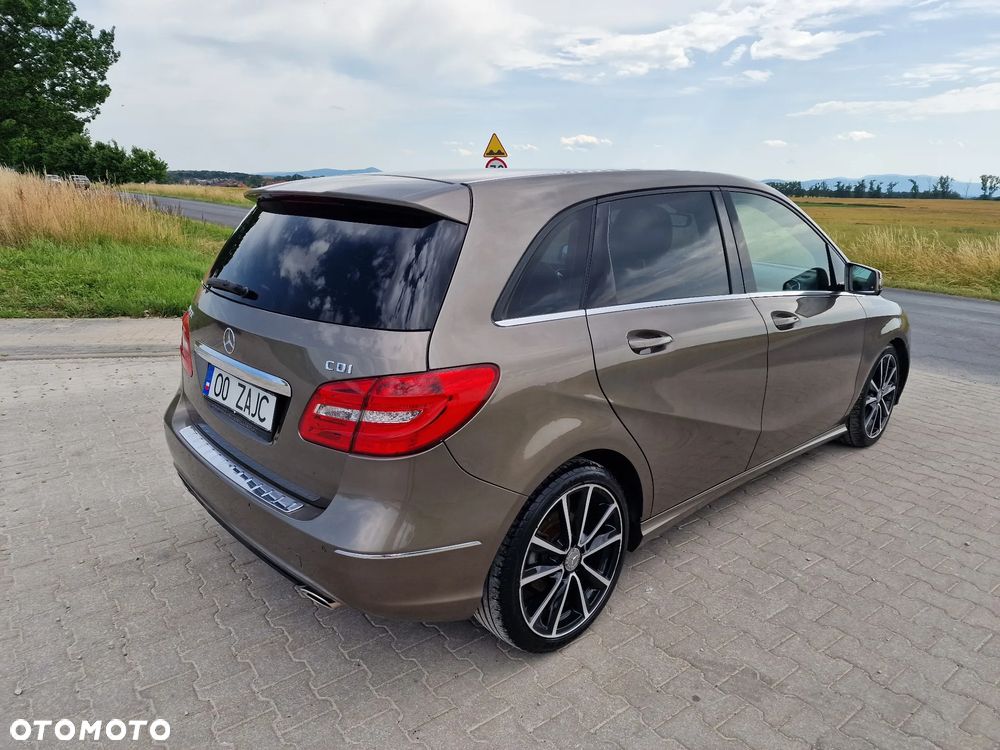 Mercedes-Benz Klasa B 200 CDI (BlueEFFICIENCY) 7G-DCT - 8