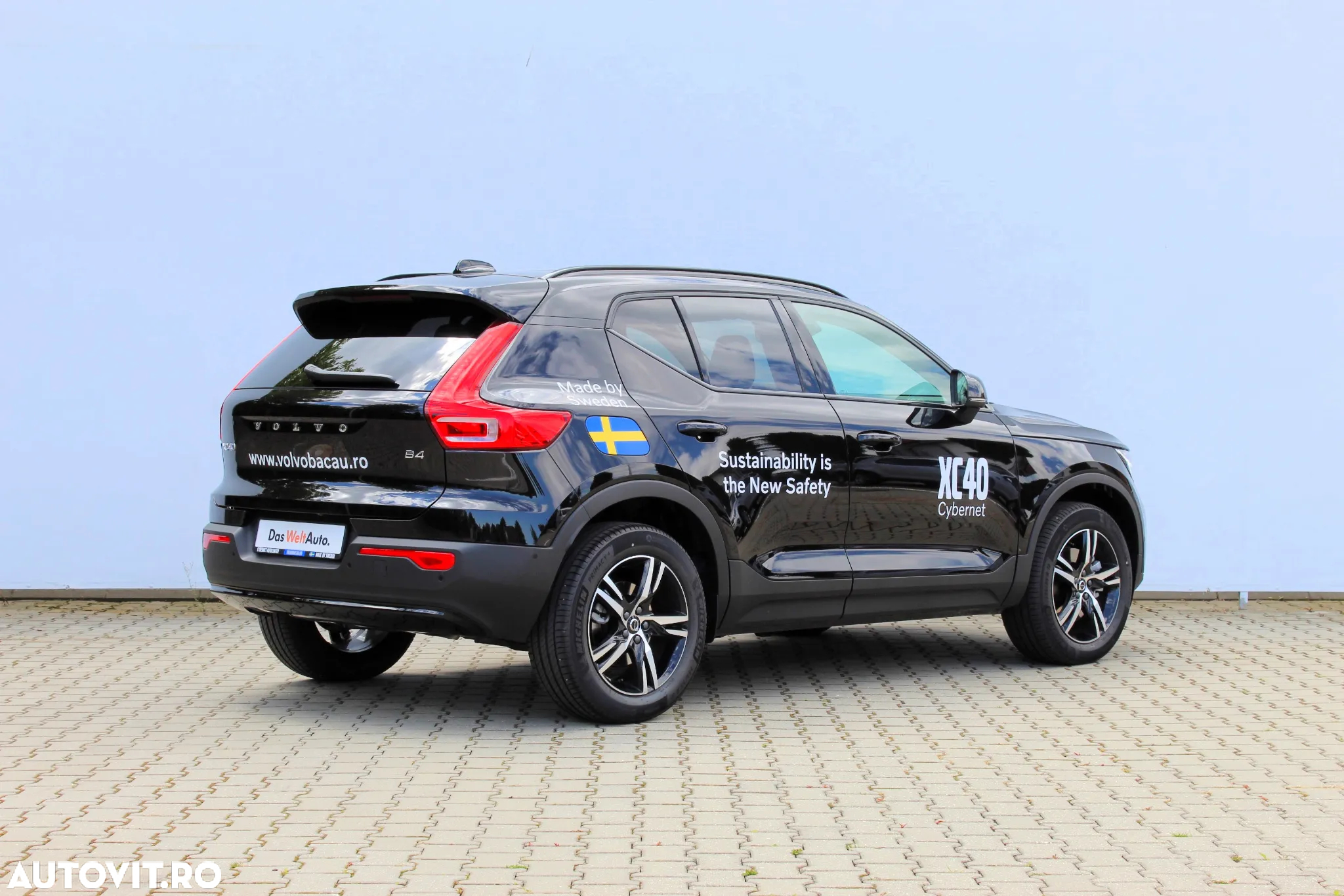 Volvo XC 40 B3 AT FWD MHEV Plus Dark - 5