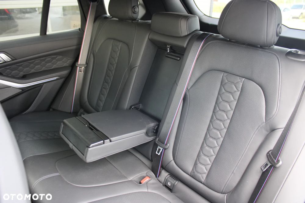 BMW X5 M Competition - 26